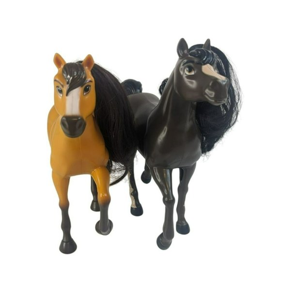 Mattel Dreamworks Spirit Riding Free Lucky Brown Horse, Herd Horse Bay Pinto - Picture 2 of 6